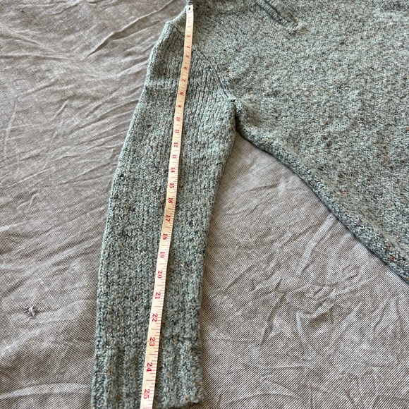 3/$10 🏷️ Croft & Barrow Blue Sweater - Picture 6 of 9